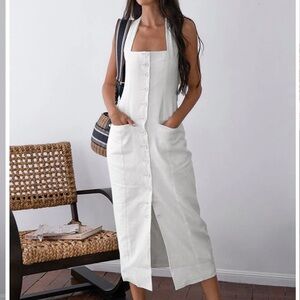 Tie back white halter dress by Commense